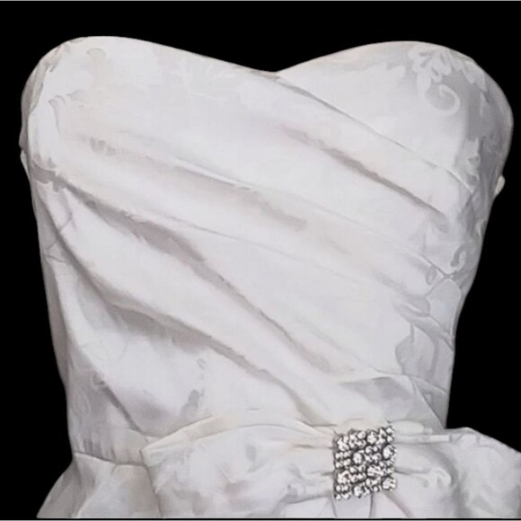 Gown Formal Semiformal Strapless Jacquard Rhinestones Bow White Like New M - Picture 2 of 13